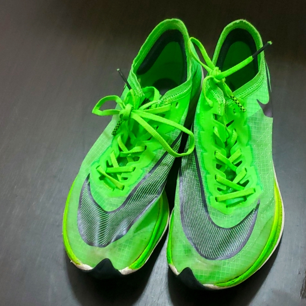 Nike Vaporfly Next % size 8